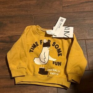 Zara baby yellow Fun Graphic Sweatshirt & zebra stripe Zara Sweatshirt sz 3-6 mo